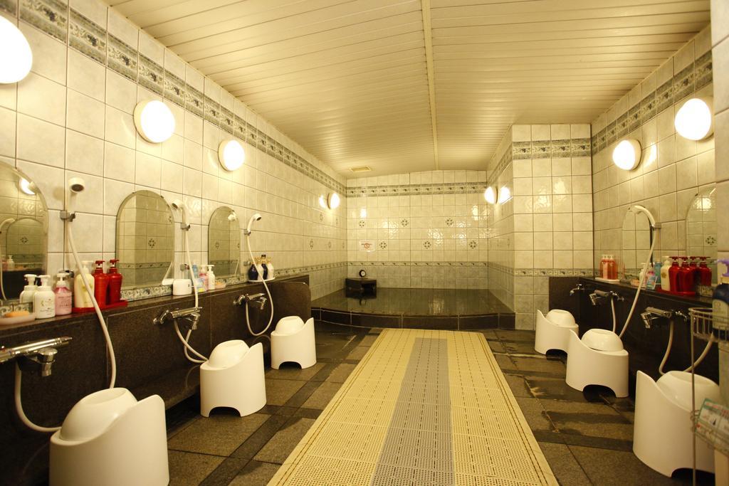 New Central Hotel Tokio Buitenkant foto